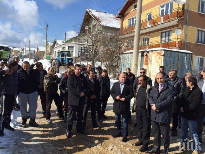 Цветанов и Радан заедно в Родопите! Дават мощно рамо на Аликанов (снимки)