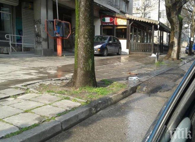 ВиК авария наводни централна улица във Варна