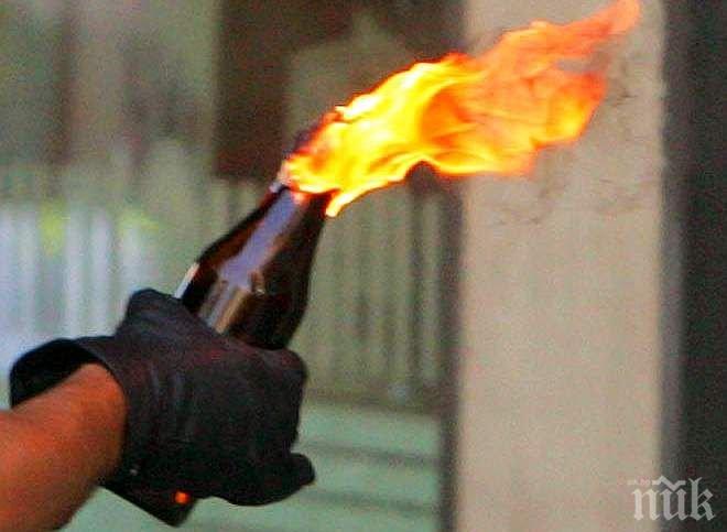 Нападателят от летището в Ню Орлиънс бил въоръжен с коктейли Молотов