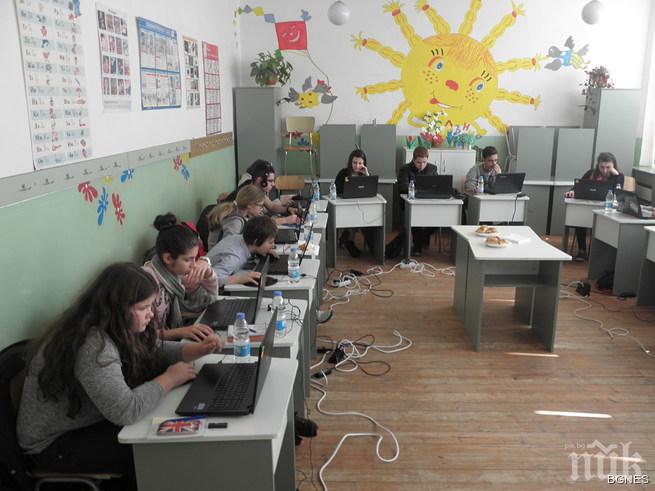 170 участници в националното състезание по ИТ в Благоевград