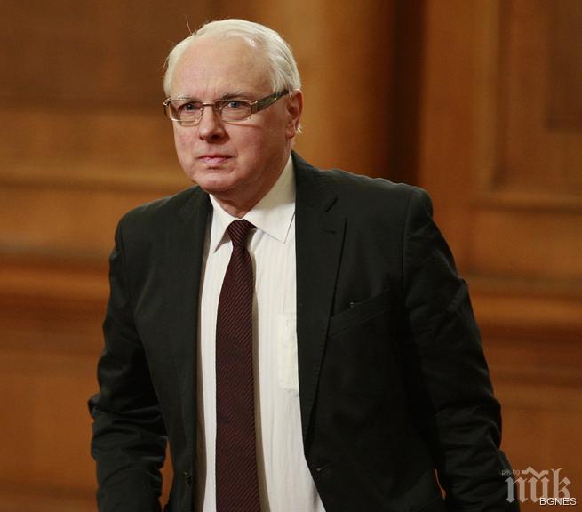 Велизар Енчев: Подготвят почвата за продължаване на договора за 4 ...