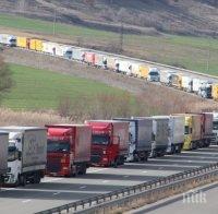 5 км опашка се изви на българо-турската граница