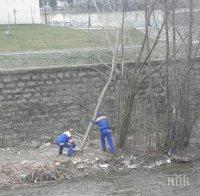 Почистиха коритото на река Бистрица в Благоевград