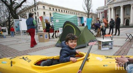 проблемите българските реки разказва инсталация народния театър