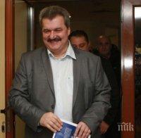 Батков не дава акциите