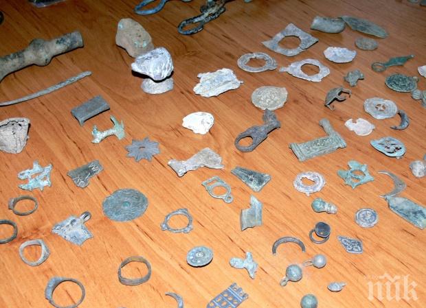 Спасиха огромен брой антики от евентуален износ зад граница