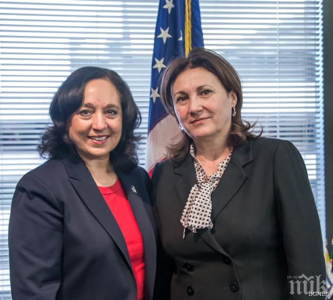 Бъчварова обсъдила в САЩ граничната сигурност и справянето с чуждестранните бойци