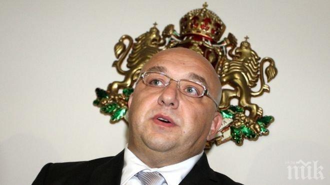 Кралев: Министерството няма да плати глобата на федерацията по щанги

