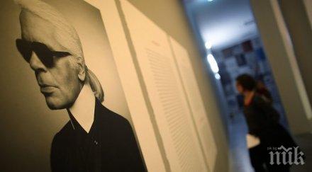 изложба модели карл лагерфелд откриват бон