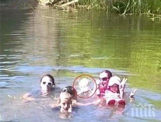 настръхне косата удавено век дете изплува семейна фотография снимки