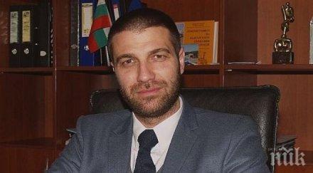 бивш наш министър лубиц блокирал механично вратата кабината