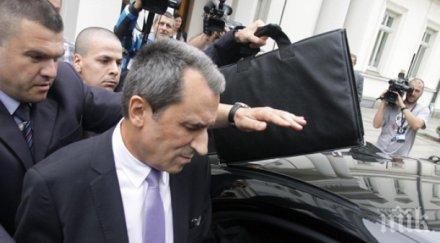 скандал орешарски нагло разпъна чадър станишев проваленият премиер обвини журналисти спрени заради афера 120 млн лева европари