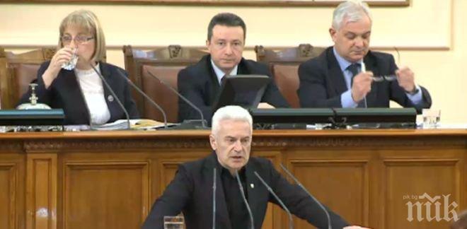 Сидеров: Управляващите и БСП оставиха базите на САЩ у нас безсрочно