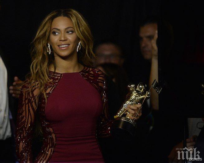 Бионсе може да участва във филм на Брадли Купър