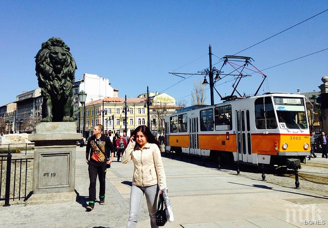 Щедро слънце и още по-високи температури ни очакват днес