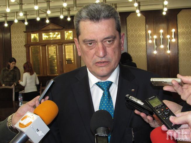 Комисар Николов: Контрол, а не да говорим кой язовир е опасен