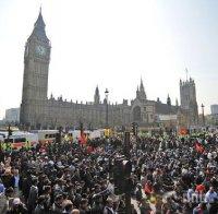 Лейбъристите водят 25 дни преди парламентарните избори във Великобритания