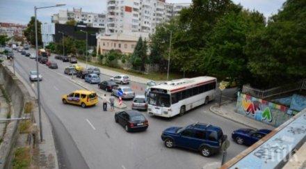 автобус помете ауди варна