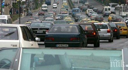 eкшън насред софия катафалка лети бясна скорост цариградско шосе