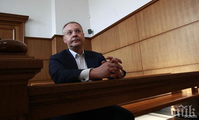 Разпитаха Станишев по делото срещу Кирчо Киров