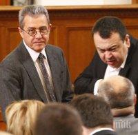 Йордан Цонев изригна: Кой е тоя Цветан Василев, че да раздава морални присъди?!
