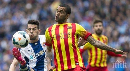 барселона купува десен бек без значение решението алвес