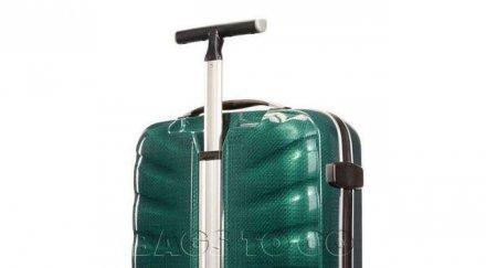 павел астахов бабата бащата детето куфара заминават българия разпознаване