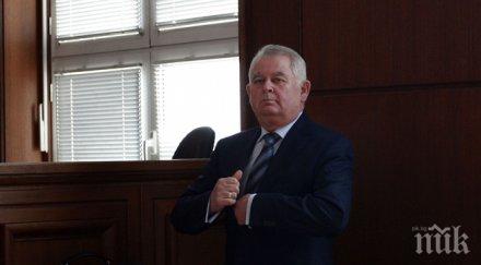 кирчо киров отново съда