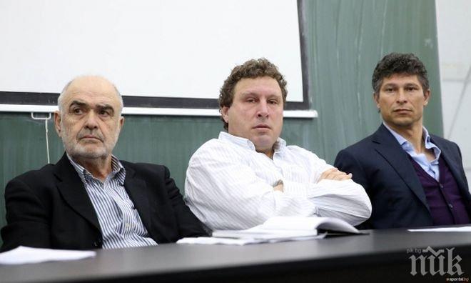 Асоциацията на треньорите получава регистрация до месец

