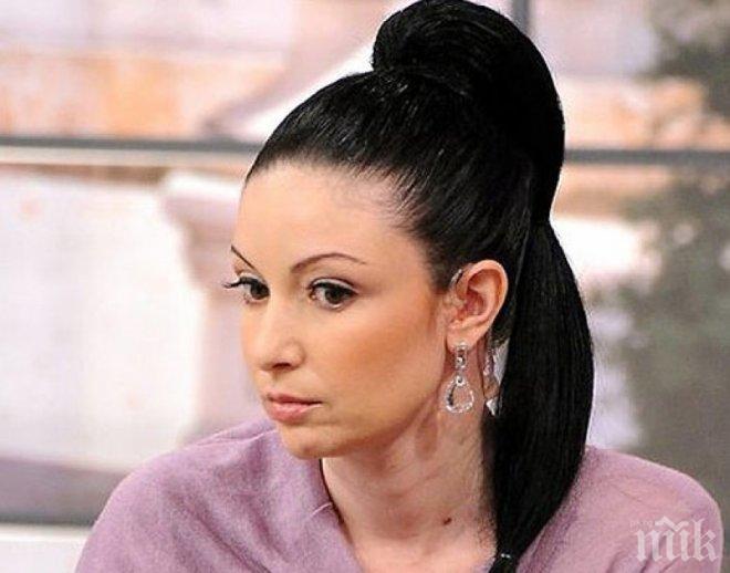 Падение! Вихра спала с доцент за оценки