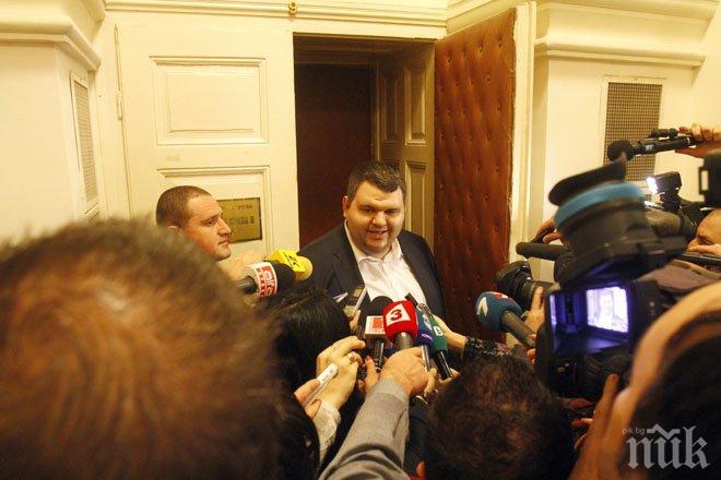 Първо в ПИК! Делян Пеевски: Изобщо не се притеснявам от Цветан Василев – да отваря всички сейфове и да казва всичко! (обновена)