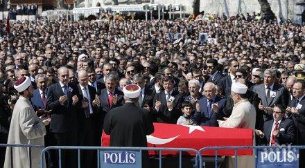 турският прокурор убит похитителите