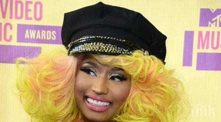 рапърката ники минаж път сроди кралско семейство