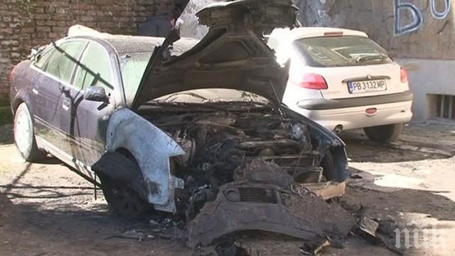 Умишлен палеж на автомобили в центъра на Пловдив (снимка)