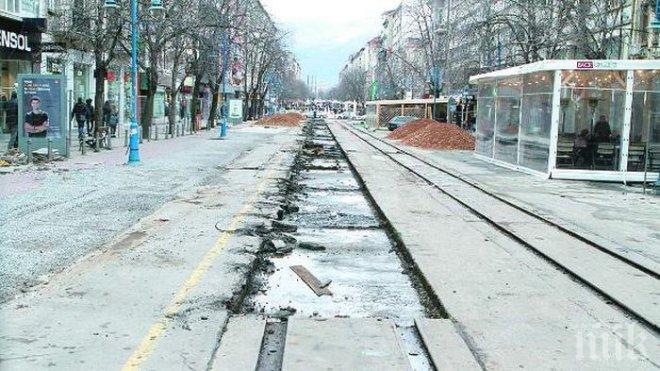 Махат всички кафенета от Витошка. Солидни глоби грозят собствениците, които не затворят заведенията си