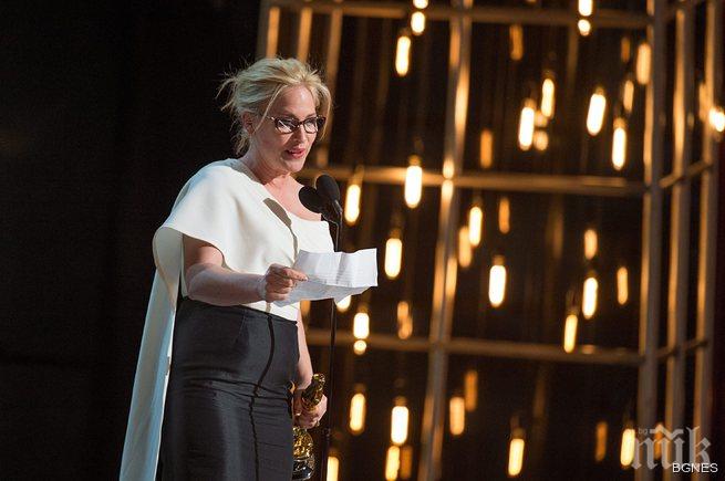 Патриша Аркет ще издава биография 