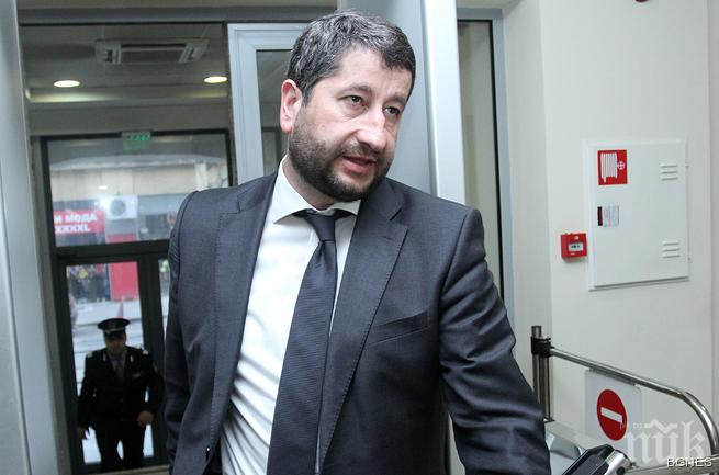 Христо Иванов потвърди за съкращенията в правосъдието