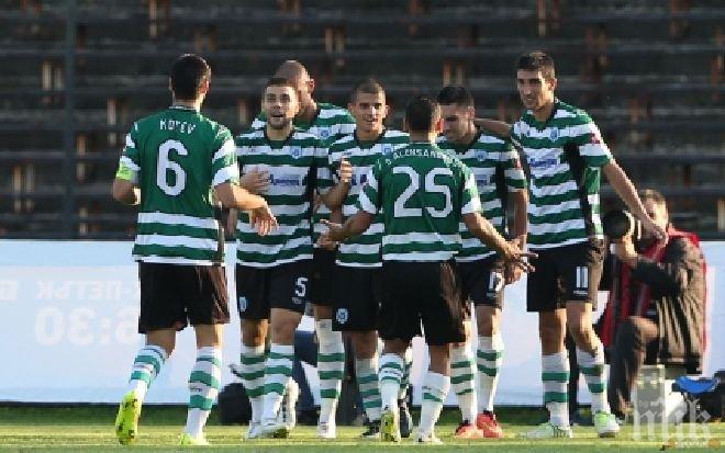 Черно море бистри тактиката преди сблъсъка с Левски, Мишо Венков пропуска мача

