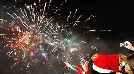 000 българи работят нова година