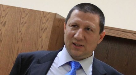 сарафов поиска мълчаливи прокурори