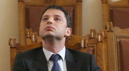 делян добрев имал години узакони южен поток