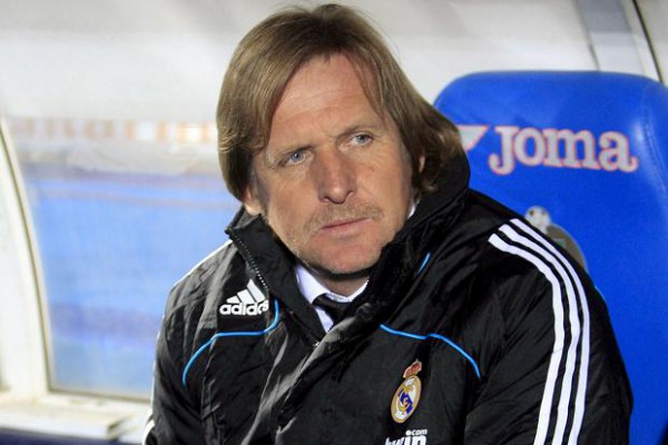 Легендарният Бернд Шустер е фаворит за треньор на Волфсбург