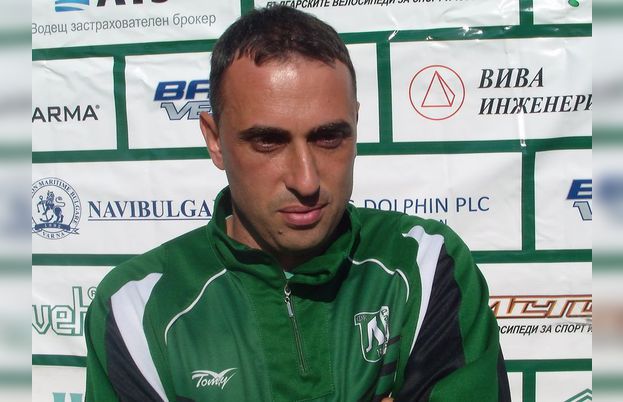 Бандити задигнаха колата на Ивайло Петев