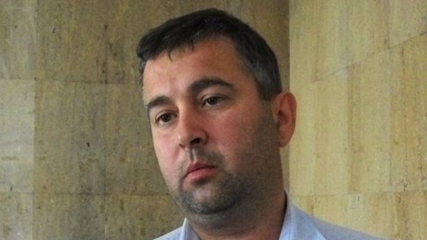 Кметска обява: Продавам се на ГЕРБ, цена 4 млн. лева