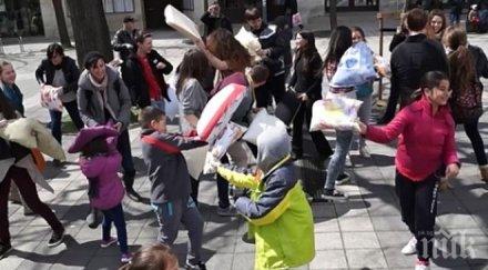 десетки биха възглавници центъра бургас видео