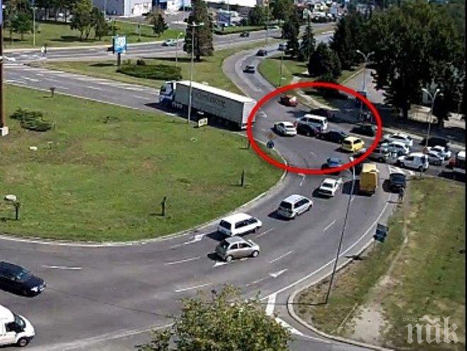 Ужас! 39 коли в автомеле в САЩ