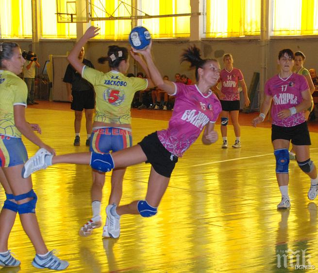 На финала на първенството по хандбал за жени се изправят Бъки срещу Етър 64