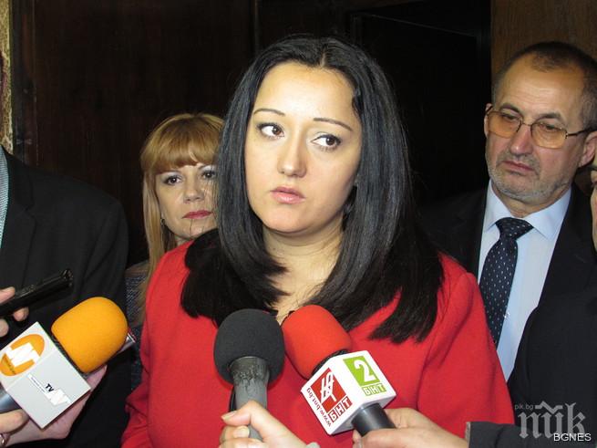 Павлова: Ситуацията с над 1850-те свлачища в страната е критична 