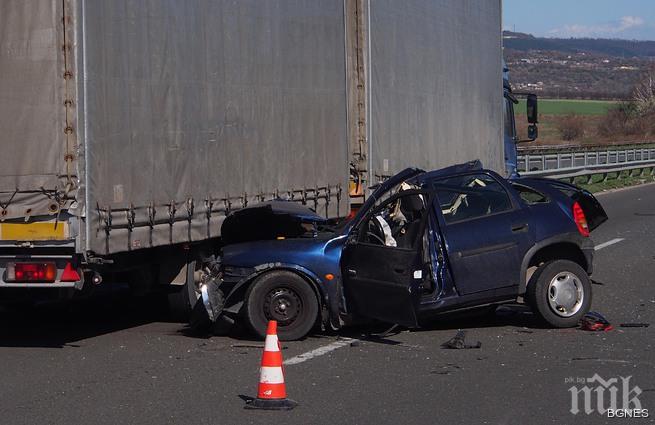 50-годишен мъж е пострадал при катастрофата край Варна