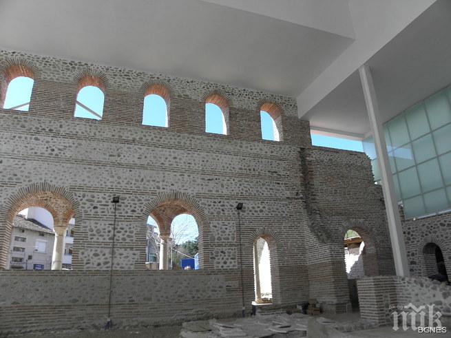 Реконструират Епископската базилика в Сандански